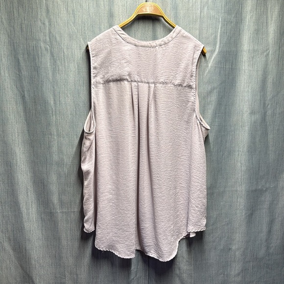 🇺🇸 Torrid sleeveless blouse size 4=4X - Picture 8 of 10